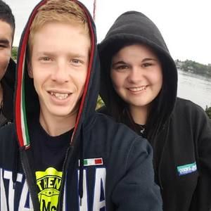 Meet your Posher, Dominique